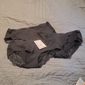 NWT 3 Pair of Liqqy Black Womens Briefs